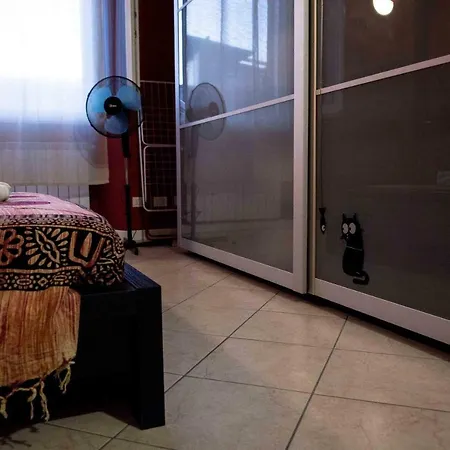 Casa Galattica Per Autostoppisti Appartement Cremona